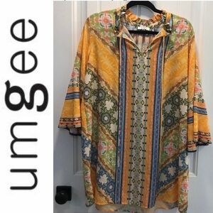 Umgee. Medium. Yellow Dress.‎ Long Bell Sleeves.